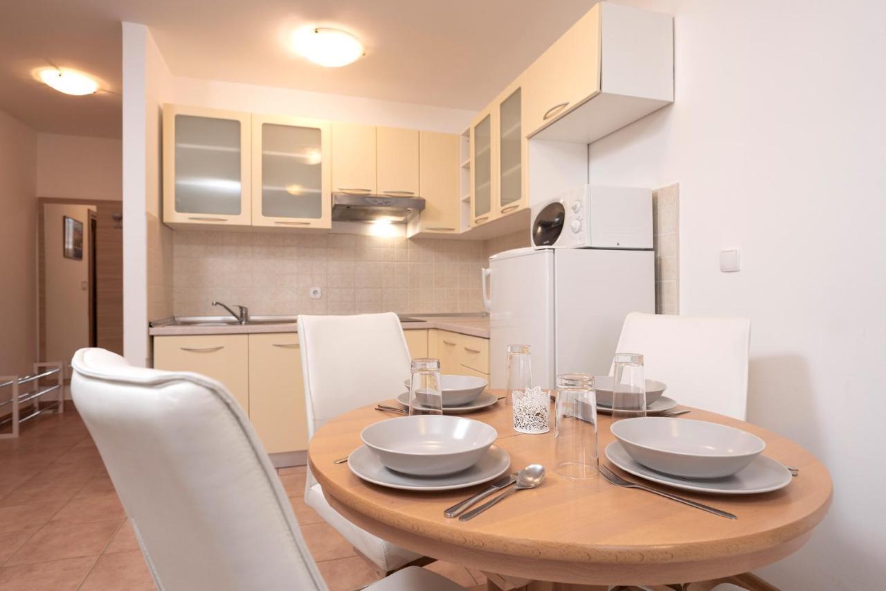 Villa Dalmatia Apartments Bol Dış mekan fotoğraf